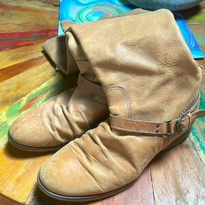 Retro 90’s Steve Madden Boots